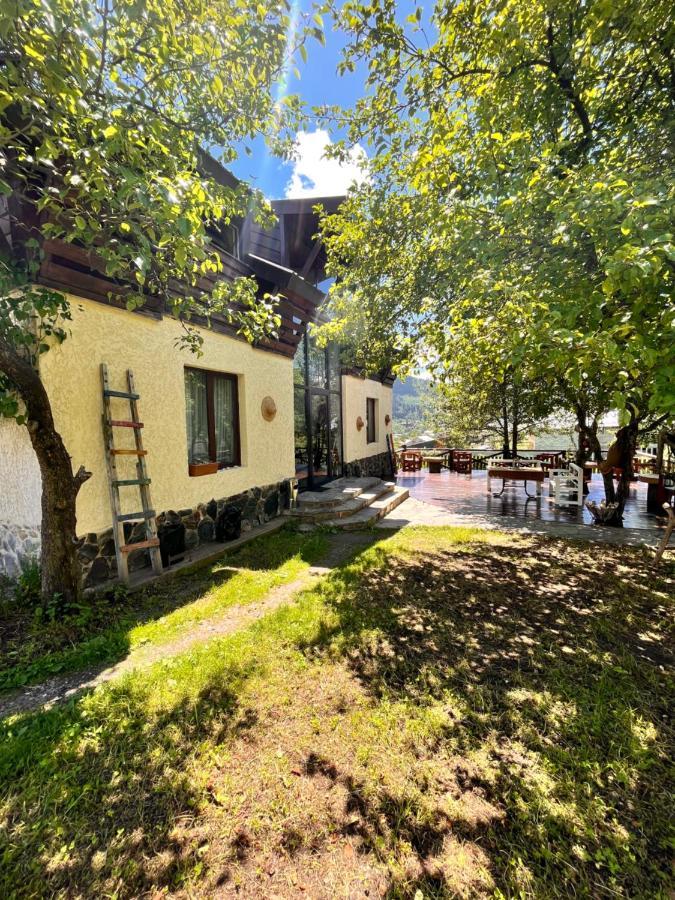 Отель Ioska'S House Местия Экстерьер фото