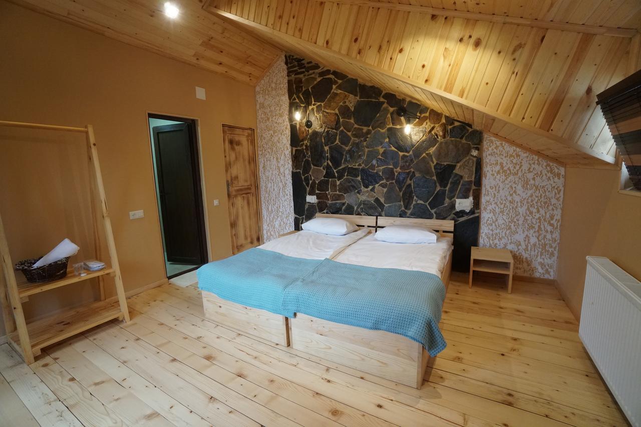 Отель Ioska'S House Местия Экстерьер фото